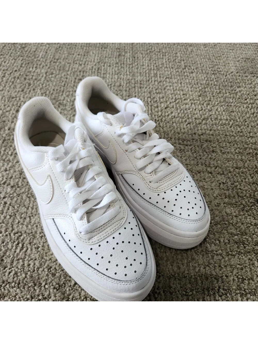 Nike Court Vision White Sneakers Size 7.5 Lace Up
